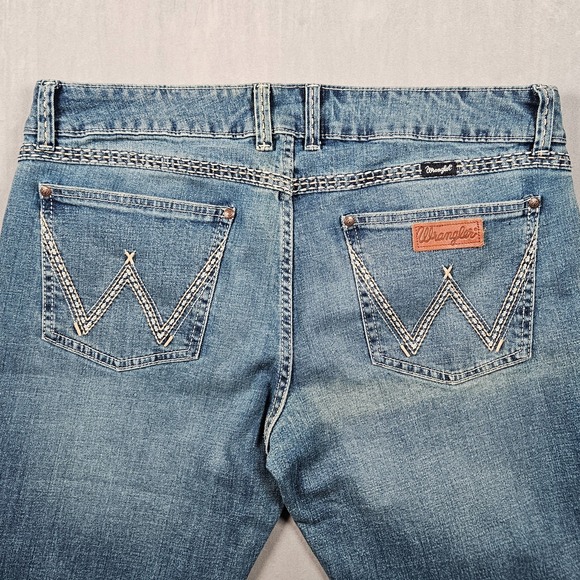 Wrangler Jeans Womens 17x32 Sadie Boot Cut Low Rise Embroidered Western Cowgirl - Picture 7 of 15